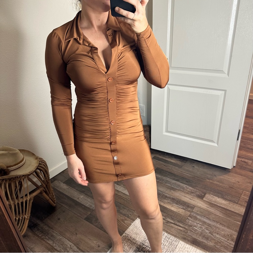 Windsor Bodycon Button Up Mini Dress Size Small